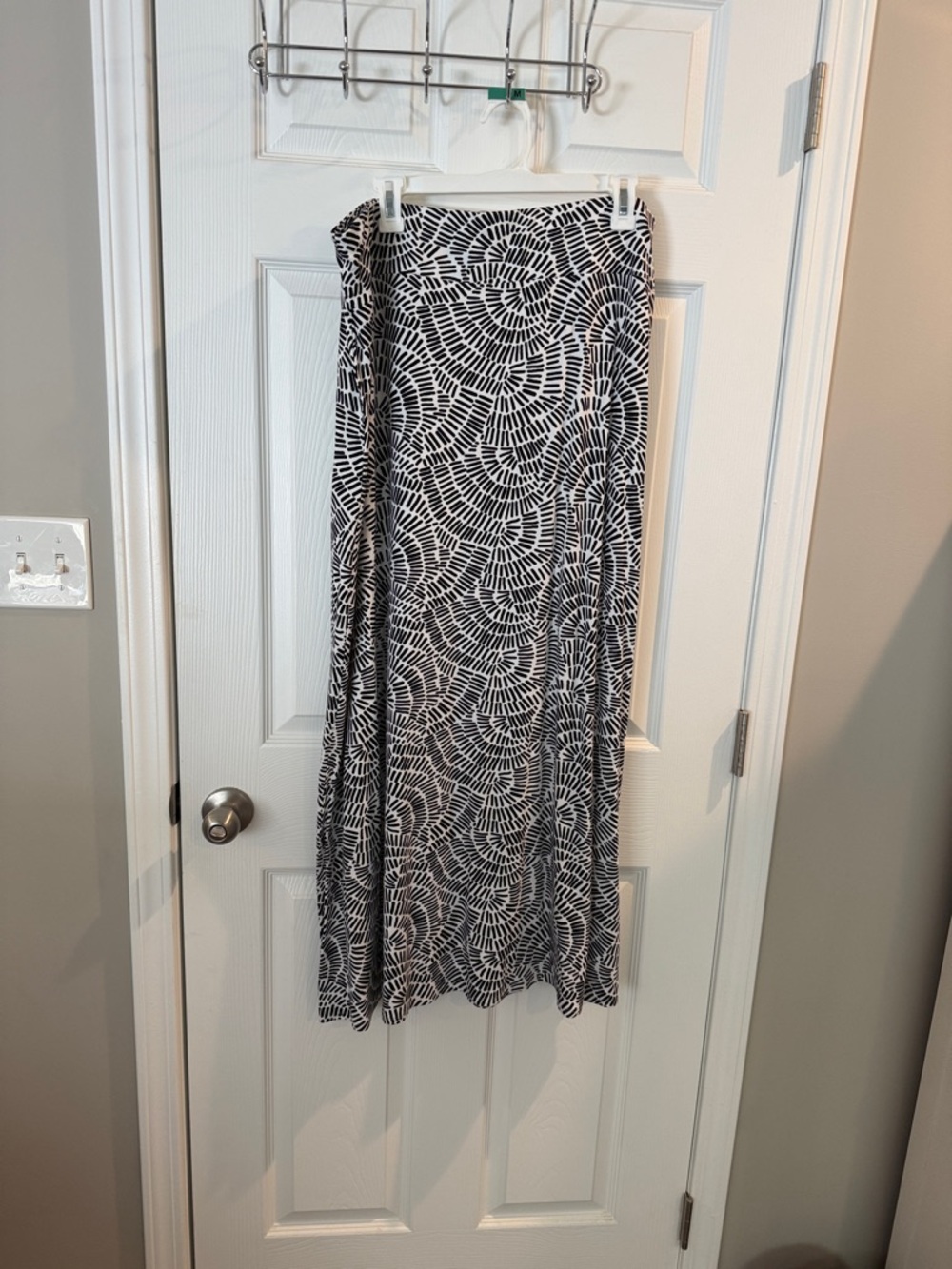 Talbots Black and White Geometric Print Maxi Skirt